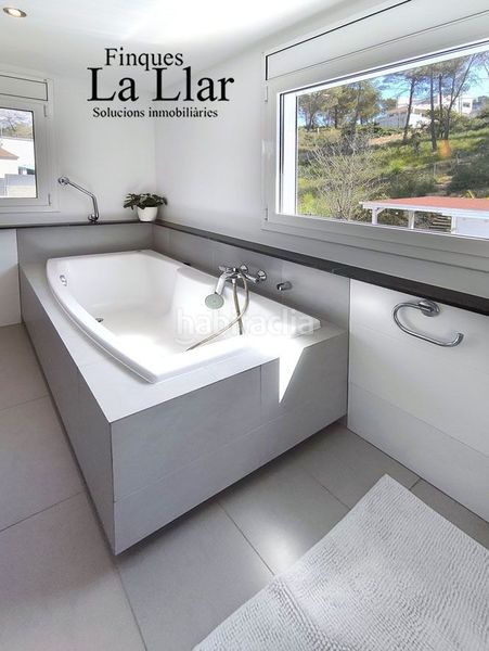 Foto e74cc2dd-acd6-48ba-b147-bd23f9e09227. Casa amb calefacció piscina a Olivella