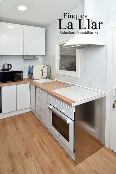 Foto d7ede738-2e73-44cf-a70d-d91fba1fd8f3. Flat with heating in Centre-Estació Gavà