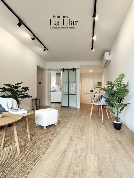Foto 176d8b71-3723-4fa9-bc20-819dbd8ba31e. Pis amb calefacció a Passeig Maragall Gavà