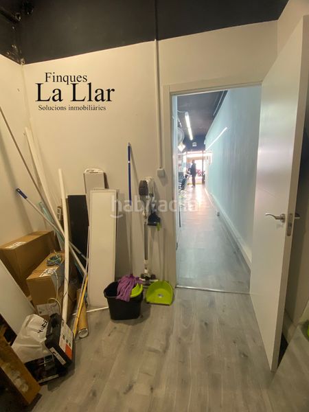 Foto aa91e2b7-9ff2-46d2-9583-6835c962bf45. Lloguer local comercial a Centre-Estació Gavà