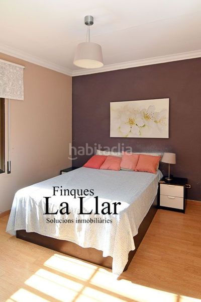 Foto a111d23d-f7b5-46b2-a3bd-d8ec8d710643. Casa a Mar i Sol Castelldefels