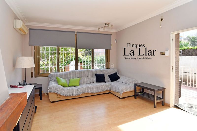 Foto bce846af-238b-43e1-836d-44ec5d98e42d. Casa a Mar i Sol Castelldefels