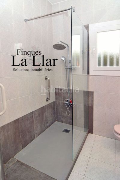 Foto f6b7b98e-a2c4-428e-baf4-16861b57adfc. Casa a Mar i Sol Castelldefels