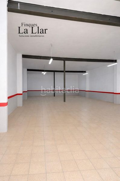 Foto dcdf1cfa-d29f-453a-9553-0741d124529c. Local comercial a Centre-Estació Gavà