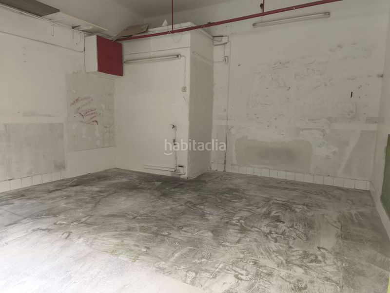 Foto aed22003-71b1-4e12-ab40-266f762e467e. Local comercial a Diagonal-Colomeres Gavà