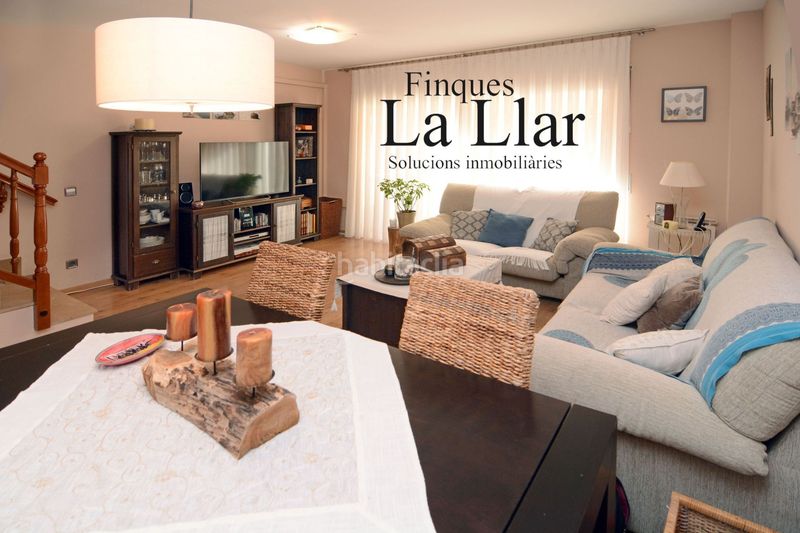 Foto 02b55944-be80-421b-ab51-5bad4ba37d44. Casa adossada amb calefacció a Passeig Maragall Gavà