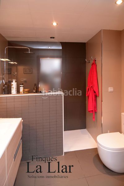 Foto 21bfc28c-5a94-4dab-b324-c5321c38e1aa. Casa adossada amb calefacció a Passeig Maragall Gavà