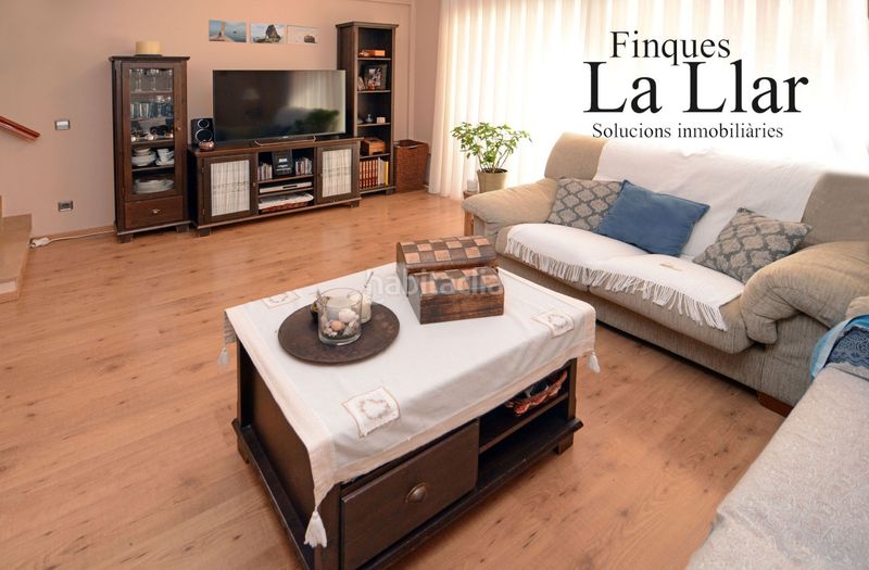 Foto 2b3c4767-8662-4627-8cdf-b0eb628b02b7. Casa adossada amb calefacció a Passeig Maragall Gavà