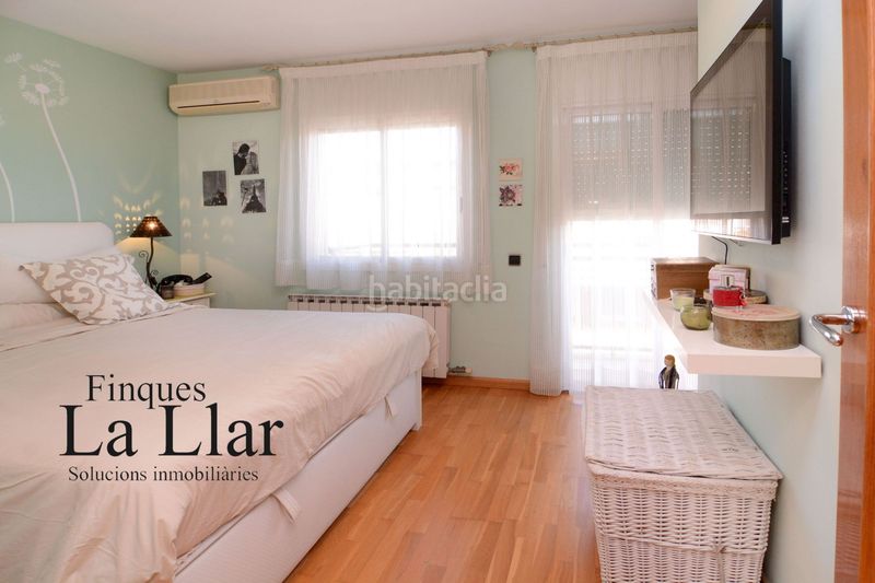 Foto 7d9c9313-0aa6-4303-bb85-5502376f0308. Casa adossada amb calefacció a Passeig Maragall Gavà