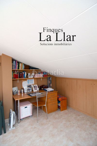 Foto 879df00b-49db-440e-96b6-b617cb045266. Casa adossada amb calefacció a Passeig Maragall Gavà
