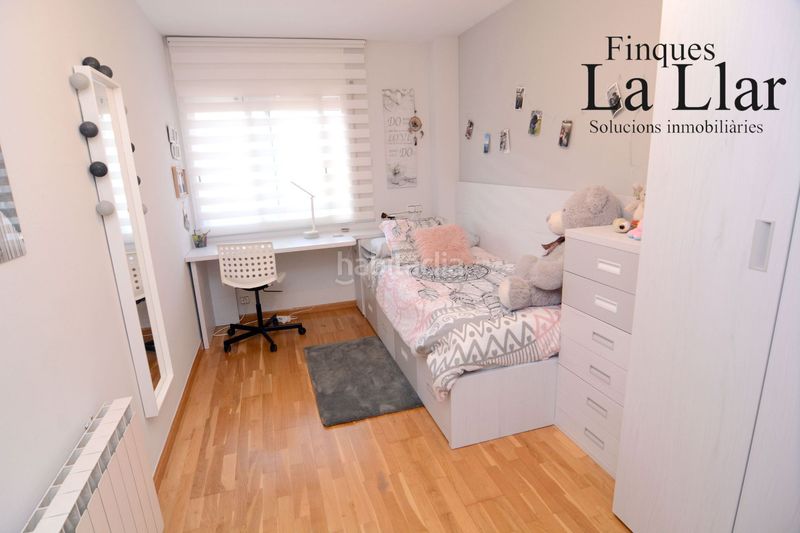 Foto c33d4b13-078d-432c-9be4-0f461caa2913. Casa adossada amb calefacció a Passeig Maragall Gavà