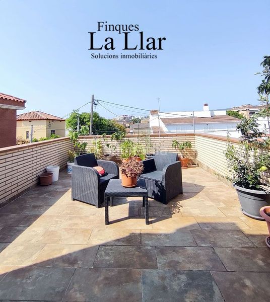 Foto 9cad9561-2378-4282-91f3-068c7773c425. Casa amb calefacció piscina a Torrent Ballester Viladecans