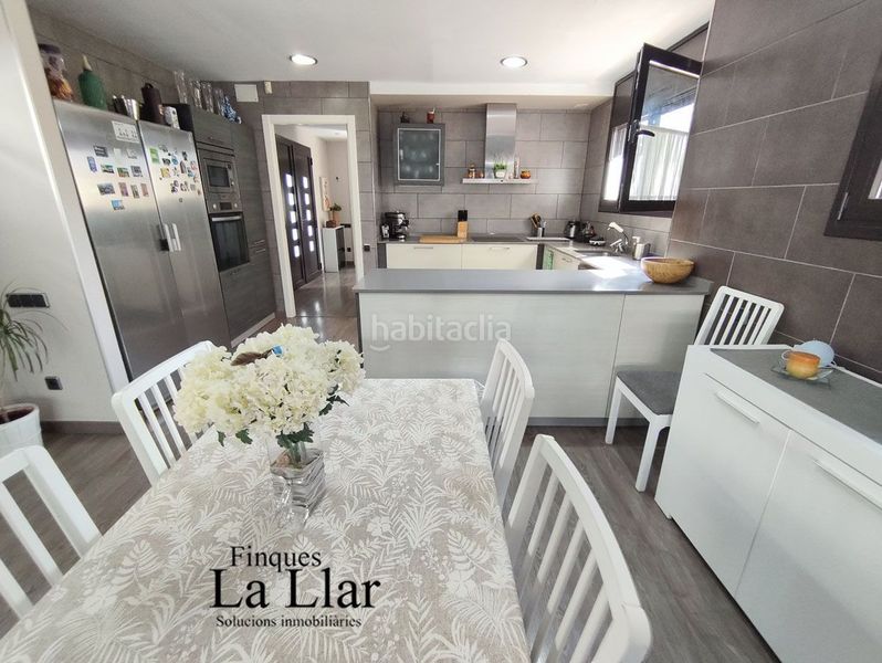 Foto fb50fa40-632a-4029-b972-2c694109096c. Casa amb calefacció piscina a Torrent Ballester Viladecans