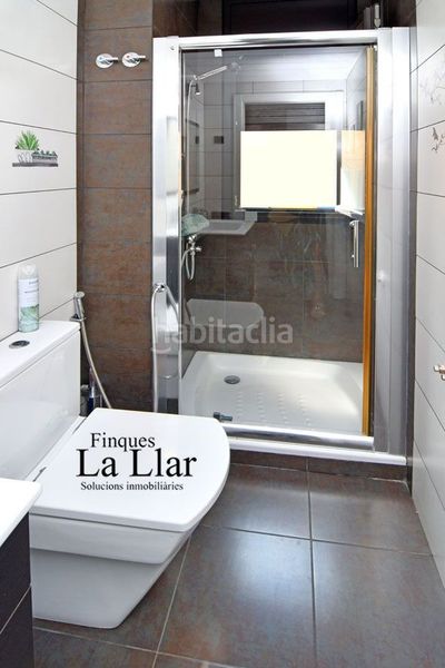 Foto fe398456-ea37-453b-a883-4c605f504aaf. Casa amb calefacció piscina a Torrent Ballester Viladecans