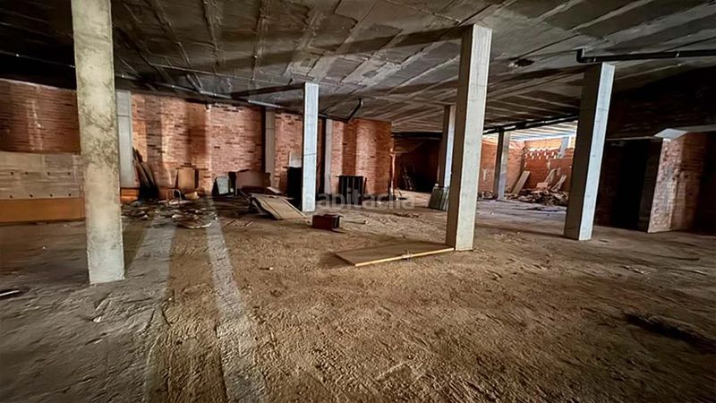 Foto 978a7a3f-93f5-425c-8393-d22513c03425. Local comercial a plaça de ca l'escori 4 a Centre Vendrell (El)