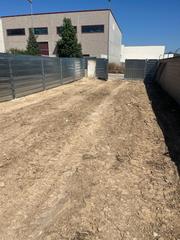 Lloguer Solar industrial a Mas romeu. Solar industrial vallado en alquiler – calafell