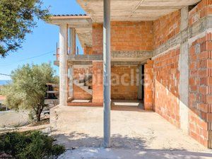Foto ab0ce62d-f574-4059-b551-75fb5c35682f. Chalet in carrer colòmbia 27 in Segur de Calafell nucli urbà Segur de Calafell