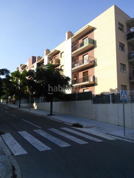 Foto f3ed7bcd-f5ec-48af-92c6-dd6e5569db89. Edificio conjunto de 40 viviendas en edificio de obra reciente para adecuar en Constantí