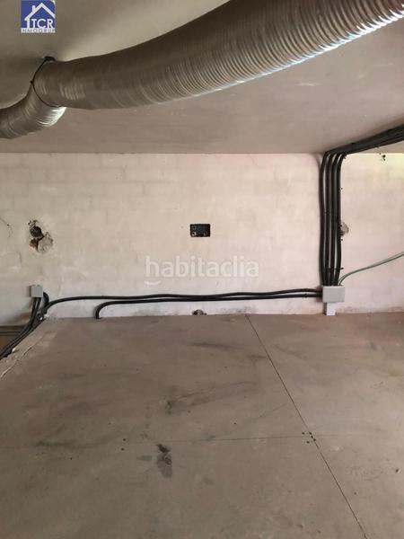 Foto 7a8a1eb8-7682-4157-822f-6ca88bdd33f3. Local comercial  reformado en venta nord en Sabadell