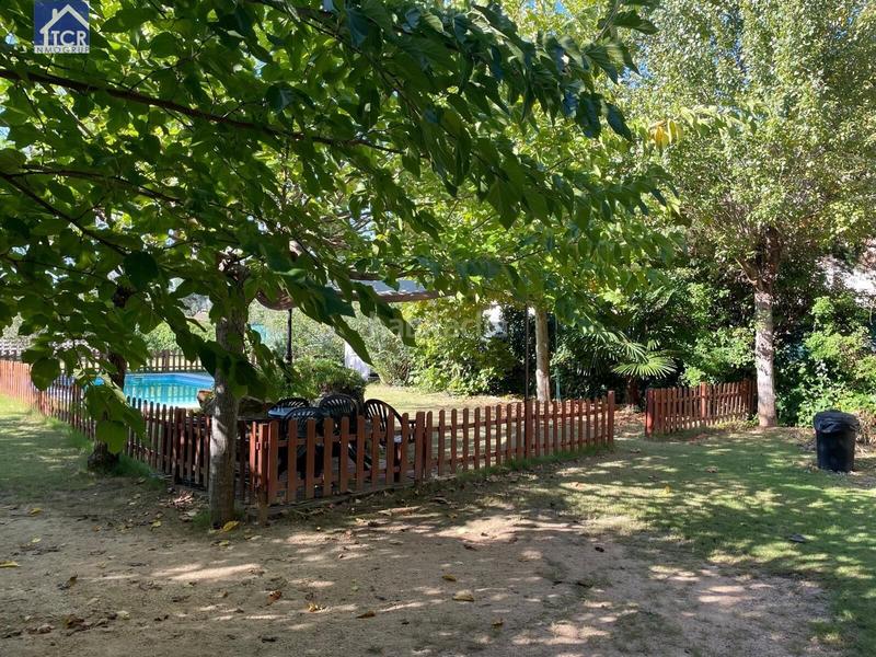 Foto e28de783-e2a3-40b1-b40c-314abd8bf20d. Casa amb calefacció aparcament piscina a Aiguaviva Parc Vidreres