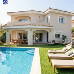 Chalet  Calle farell del. Chalet en san pol de mar