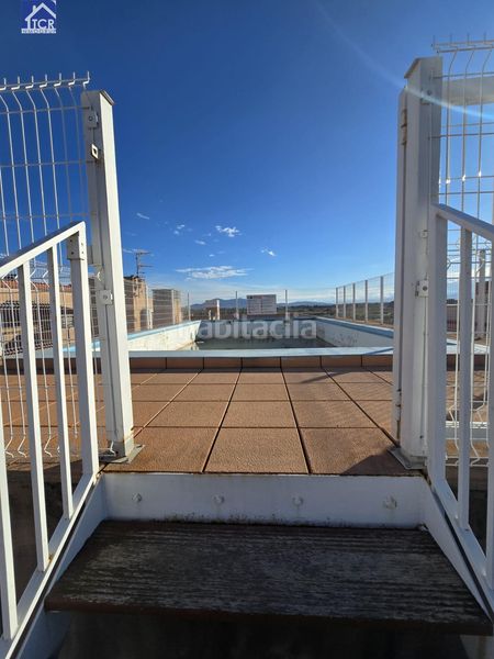 Foto 8f7c42f0-8b68-4714-9130-1ac8025a4b87. Pis amb piscina a Camarles
