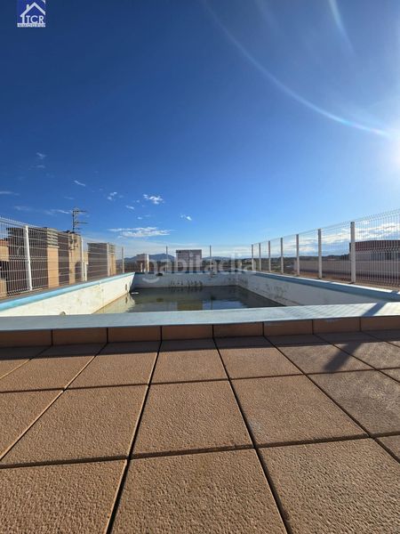 Foto a1d512ab-7cb8-4ccb-8a7a-f1dd09468d2a. Pis amb piscina a Camarles