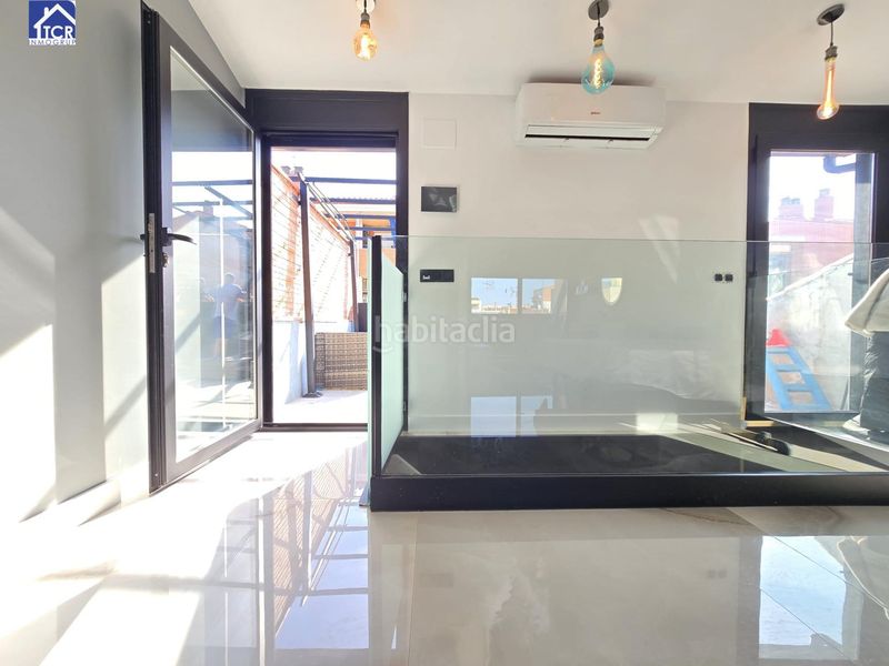 Foto b21625e1-2d27-4a2e-bd9e-9bc6ae0d4852. Casa adossada a Creu de Barberà Sabadell