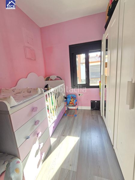 Foto b9eb28cb-c93c-4df4-bf86-3cea468d35d7. Casa adossada a Creu de Barberà Sabadell