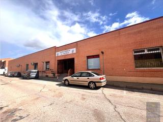 Local commercial à Chozas de Canales. Venta local en chozas de canales toledo