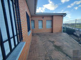 Casa a Fuensalida. Vivienda y nave en fuensalida