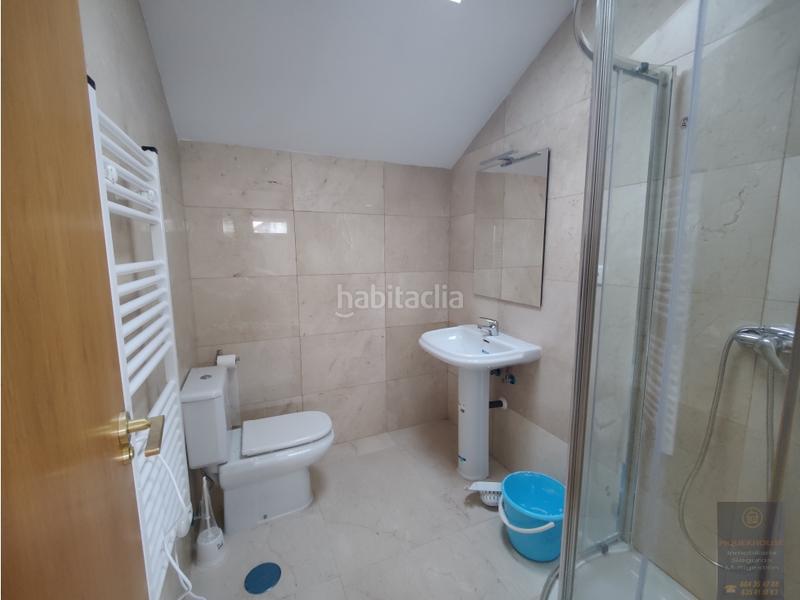 Foto fcc66b11-e491-40d8-8a04-19015e6c60e2. Pis a Santa Cruz del Retamar