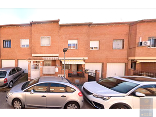 Casa en Chozas de Canales. Casa independiente en chozas de canales
