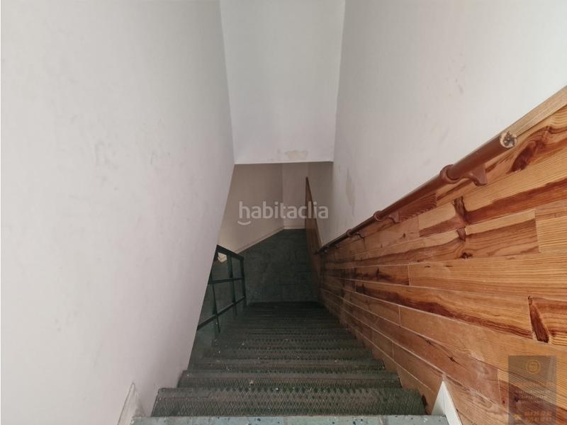 Foto 3a549032-40b1-46c3-b08d-688a3e7c314a. Miete fabrikhalle in Valmojado