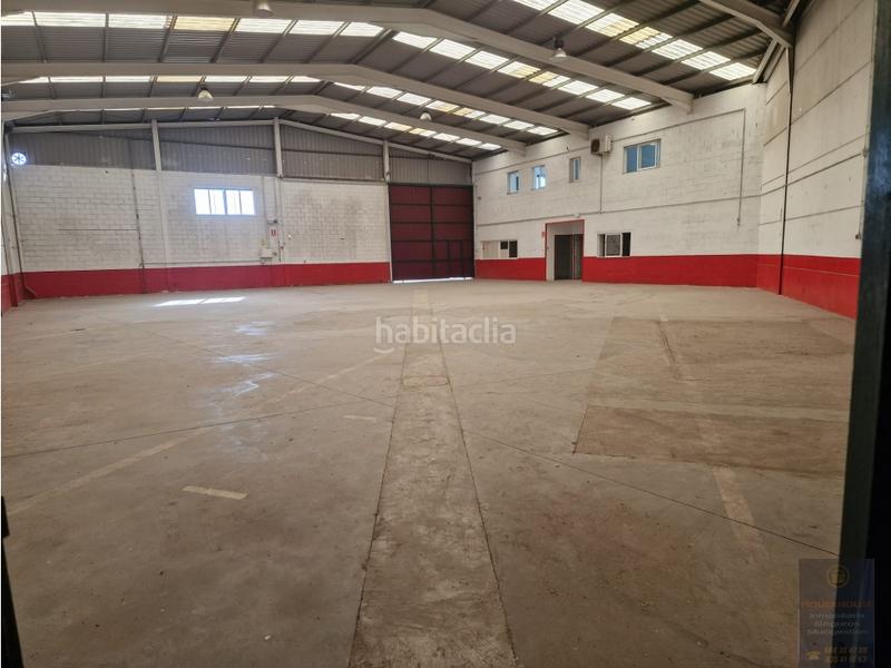 Foto 91f10bab-22e1-49e7-a1d1-7f764fc40382. Miete fabrikhalle in Valmojado