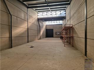 Miete Fabrikhalle in Valmojado. Nave en alquiler en valmojado