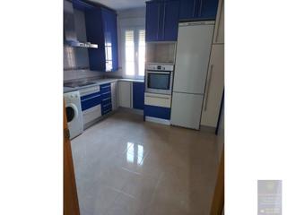Etagenwohnung in Camarena. Piso de 3 dormitorios en camarena