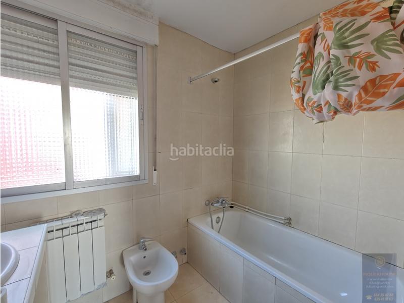 Foto d59a66fa-b691-4bbd-8cf0-803b69c04bc2. Piso  economico en Valmojado