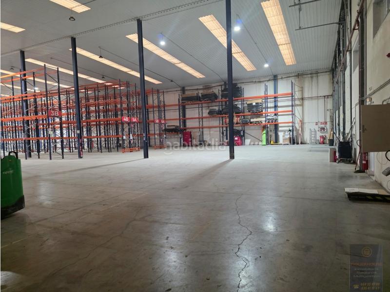 Foto 2be3ba34-8d2f-4b35-a84b-9b98cb61af65. Rent industrial building in Casarrubios del Monte