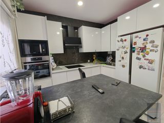 Chalet à Quismondo. Chalet para entrar a 68 km de madrid por la nacional v