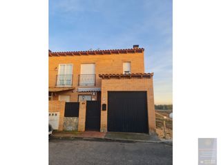 Xalet a Camarena. Chalet en las ventas de retamosa
