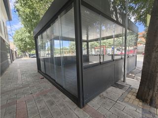 Geschäftsraum in Parque Manuel de Vega-Carretera de Ugena. Local comercial bar restaurante