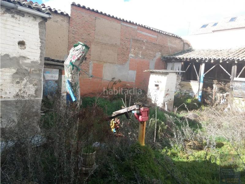 Foto df1587ed-ac9c-4a4a-84cd-72708355963e. Casa  de pueblo en Valmojado