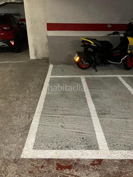 Foto 560d1852-c5d4-4542-a5c4-366bf725c173. Lloguer aparcament de moto a Centre Reus