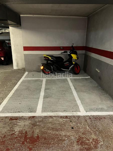Foto 925ea69b-18d8-46d9-b819-4080c0587c6d. Lloguer aparcament de moto a Centre Reus