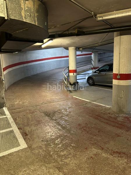 Foto e6f7363d-9047-410f-a21e-89f44bb4f978. Lloguer aparcament de moto a Centre Reus