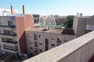 Pis  Av paisos catalans. Av paisos catalans