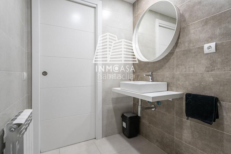 Foto 240615d6-b85a-4f8c-80ee-1d3a5c975b76. Flat with parking in Ponent Reus