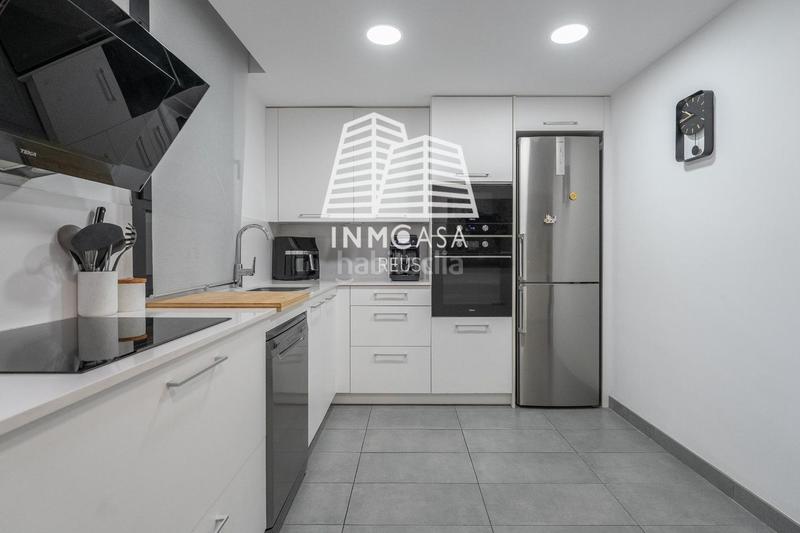 Foto cab114a9-f19f-40bc-ad58-93a36c8e1b54. Flat with parking in Ponent Reus