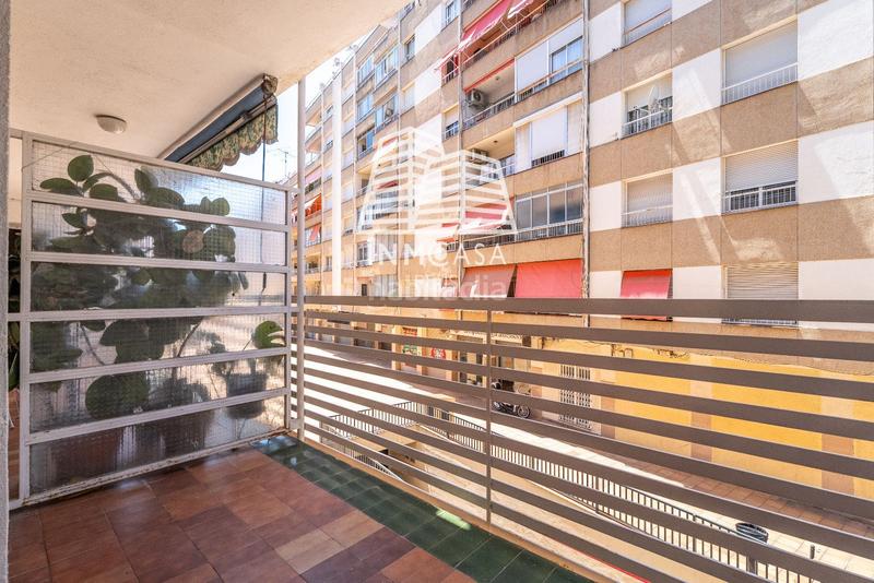 Foto 12b6b37a-25f5-4735-b8a2-bcfd0bb23bcc. Pis amb piscina a Ponent Reus